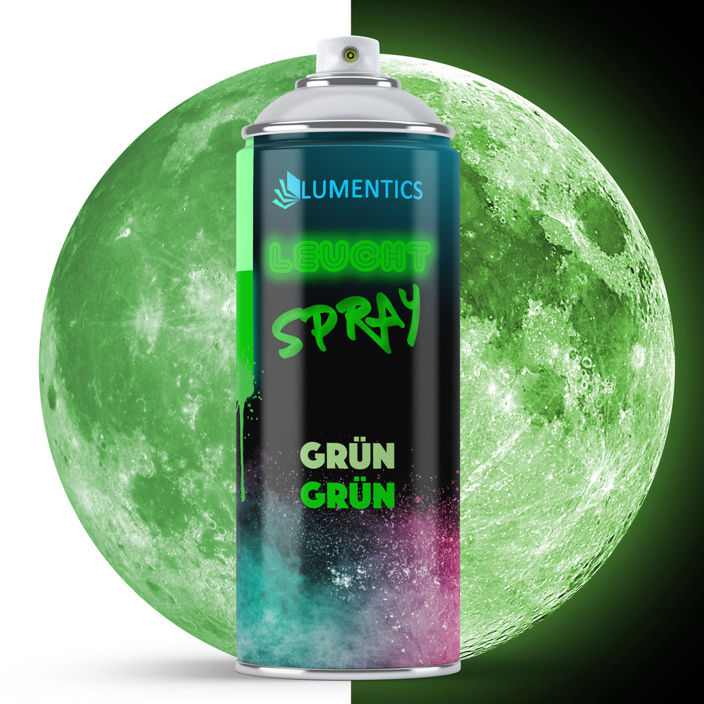 Leuchtspray Grün-Grün 400 ml: Dose vor einem Mond, links bei Tageslicht grün, rechts im Dunkeln leuchtend
