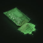 Feinpigment Terracotta 5–15 µm, 100 g im Dunkeln, grün nachleuchtend