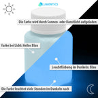 Leuchtfarbe Blau 100 g: Grafik mit Flasche bei Licht (hellblau) und im Dunkeln (Leuchtfärbung Blau)