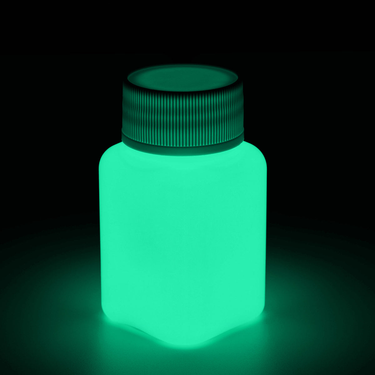 Leuchtfarbe Grün 100 g in der Flasche im Dunkeln, grün leuchtend