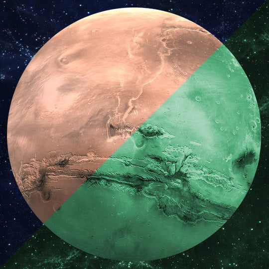 Planeten-Aufkleber Merkur 30 cm: links bei Tageslicht bräunlich, rechts im Dunkeln grün leuchtend