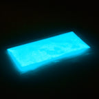 Glitzerpulver Blaugrün 50 g in der Beutelverpackung, im Dunkeln hellblau leuchtend