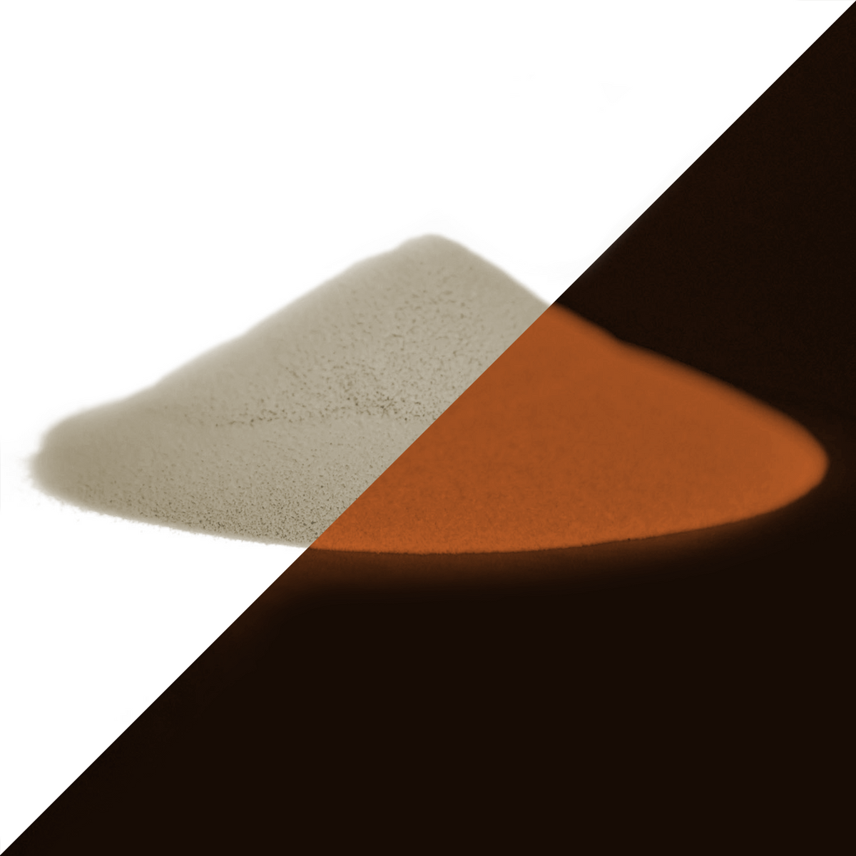 Leuchtpulver Natur-Rot 40 g: Pulver diagonal geteilt: bei Licht hellgrau-beige, im Dunkeln orange leuchtend