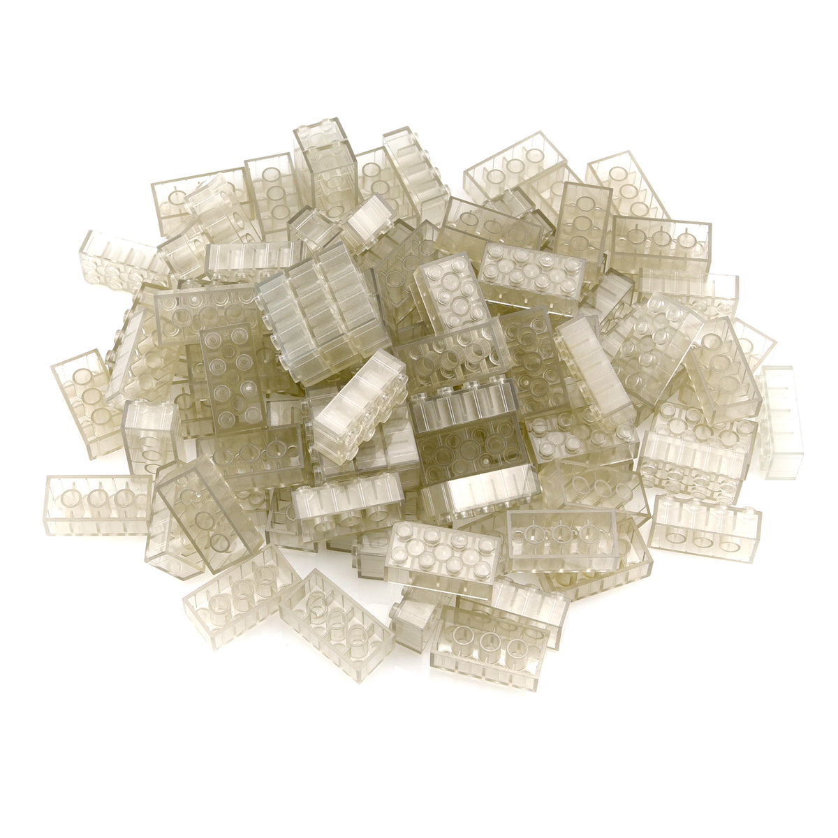 Klemmbausteine 2x4 Transparent als Haufen bei Tageslicht, farblos und durchscheinend